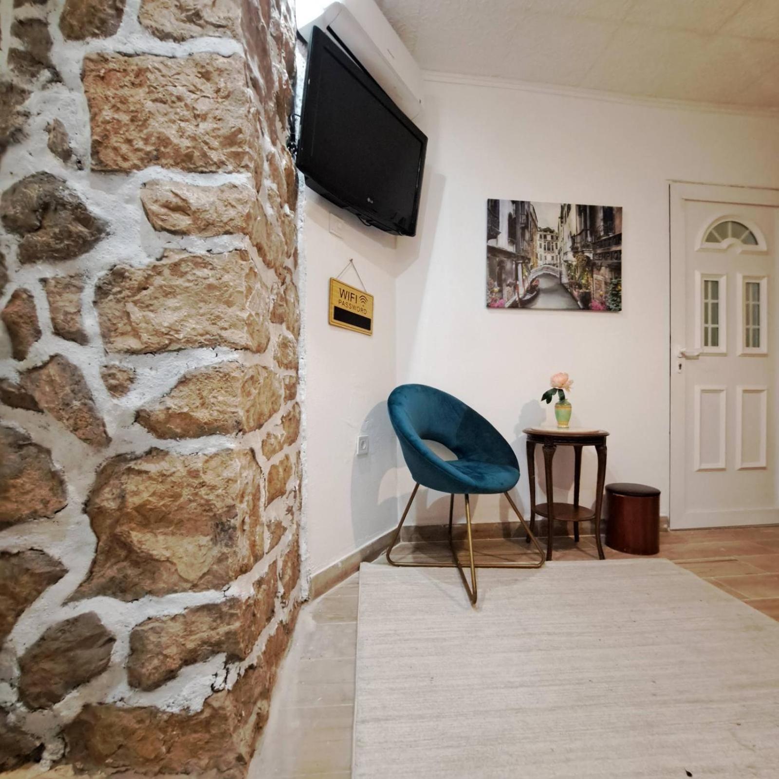 Unique Apartment Centar Podgorica Eksteriør billede