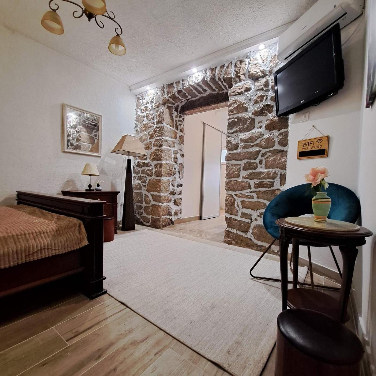 Unique Apartment Centar Podgorica Eksteriør billede