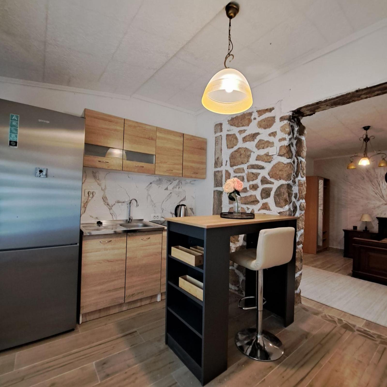 Unique Apartment Centar Podgorica Eksteriør billede