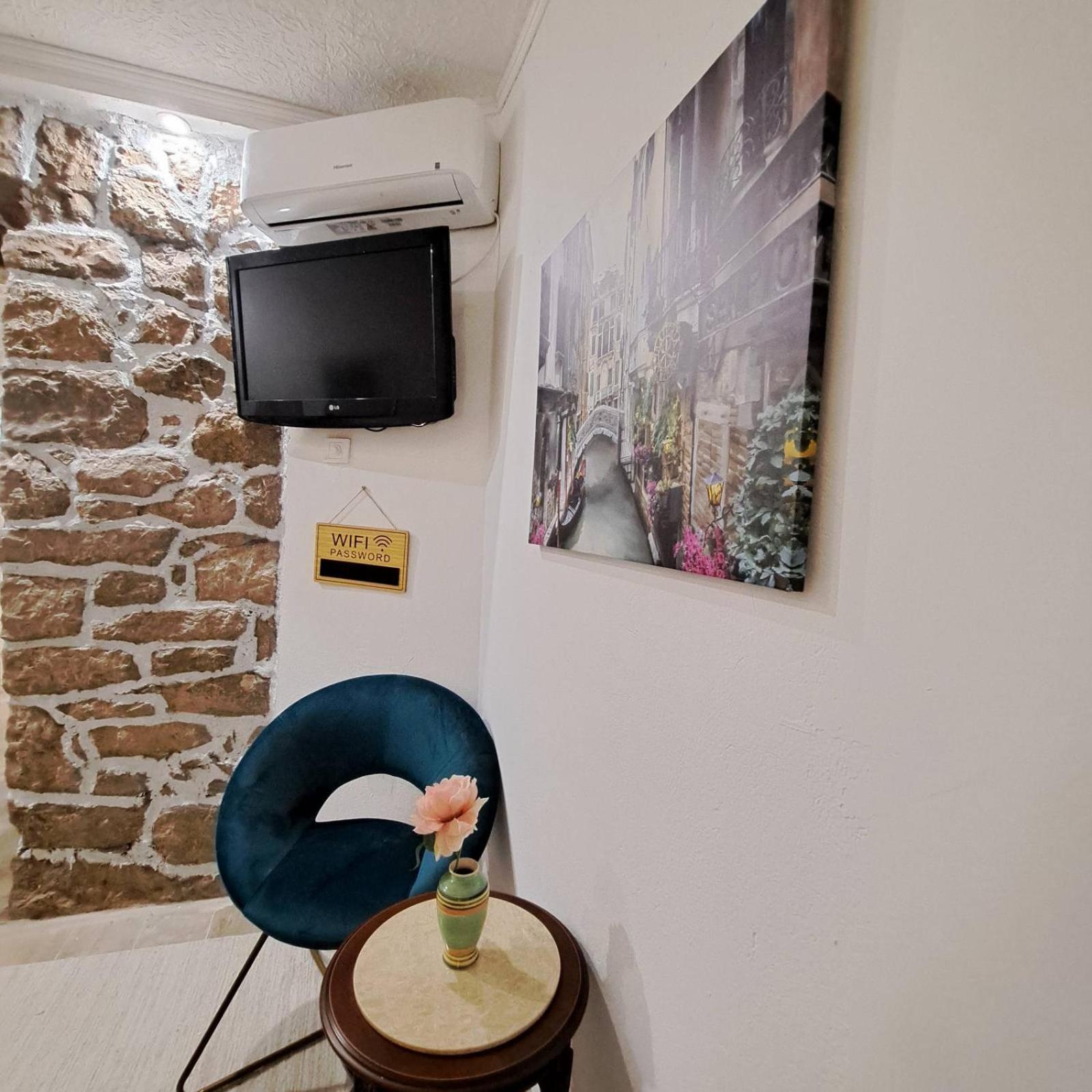 Unique Apartment Centar Podgorica Eksteriør billede